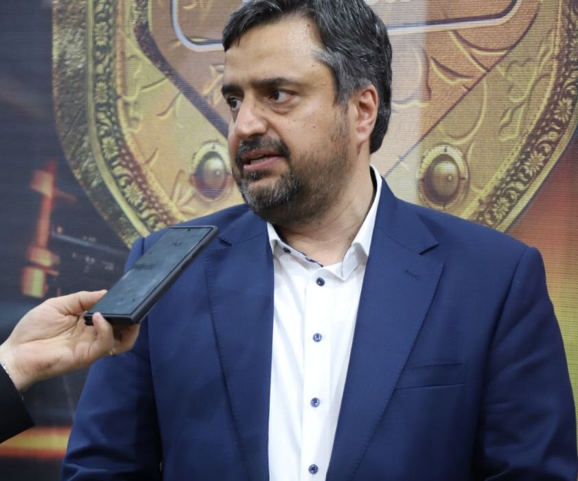 شرکت فولاد اکسین خوزستان به شعارهای مقام معظم رهبری لبیک گفته است