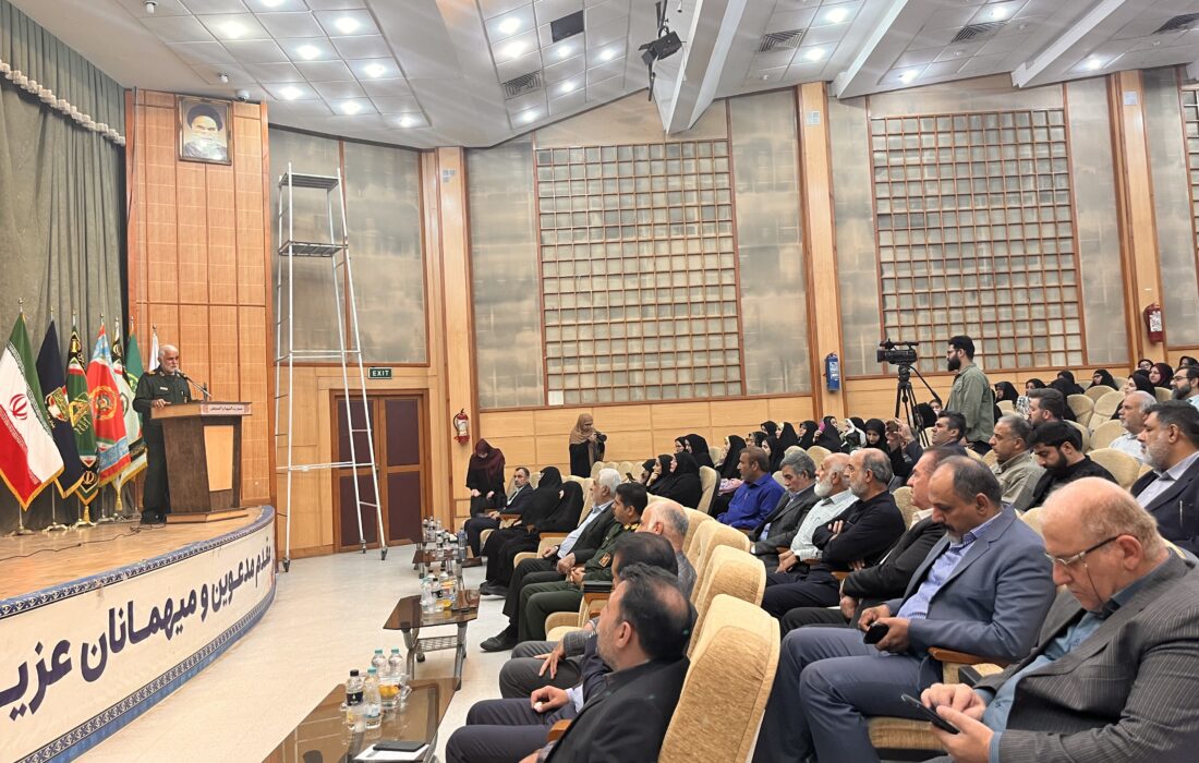 رونمایی ۱۲۰ عنوان کتاب در حوزه دفاع مقدس