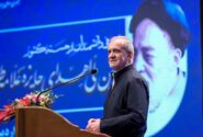 دانشمندان و نخبگان برای حل مشکلات وارد میدان عمل شوند