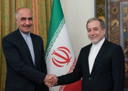 تاکید عراقچی بر ضرورت تقویت همکاری‌ها میان ایران و روسیه