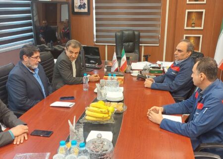 تعامل سازنده فولاد اکسین و سازمان فنی‌ و حرفه‌ای برای توانمند سازی نیروی کار