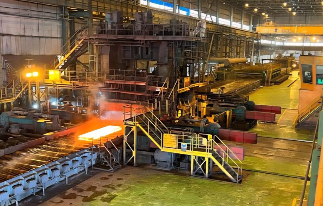 فولاد اکسین ۱۴۰۴ : مصمم برای دستیابی به دستاوردهای پایدار با تکیه بر همدلی و همکاری سازمانی