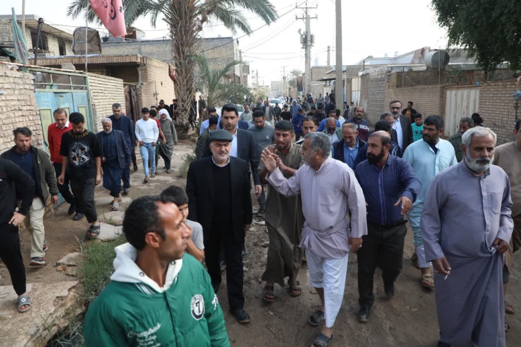 از تالار صدای مردم تا بازدید میدانی از ملاشیه اهواز ؛ همراهی استاندار خوزستان با خواسته‌های شهروندان / تصویب چهار اقدام اجرایی با زمان‌بندی مشخص برای رفع چالش‌های منطقه