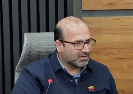 در جلسه کمیته عالی راهبری گروه فولاد خوزستان مطرح شد؛ تأکید مدیرعامل بر چابک‌سازی تصمیم‌گیری، پایداری انرژی و تقویت مسیر رشد سرمایه انسانی