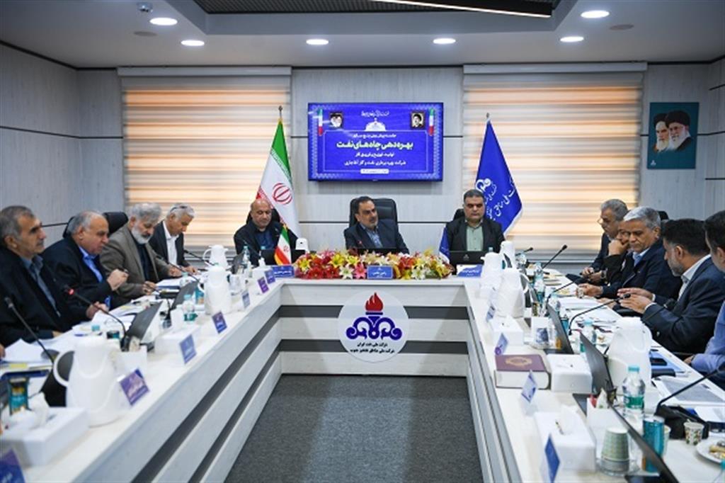 مدیرعامل مناطق نفت‌خیز جنوب خبر داد: تبدیل شركت آغاجاری به هاب گازی مناطق نفت‌خیز جنوب در آینده نزدیك