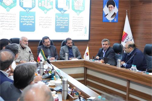 مدیرعامل فولاد خوزستان در دیدار با وزیر صمت و هیات همراه: ️حمله به این مجتمع، هدف قرار دادن معیشت ۱۷ هزار خانواده است