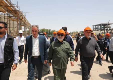استاندار: آینده صنعت پتروشیمی روشن است/ تداوم تولید در خوزستان با وجود حملات دشمن
