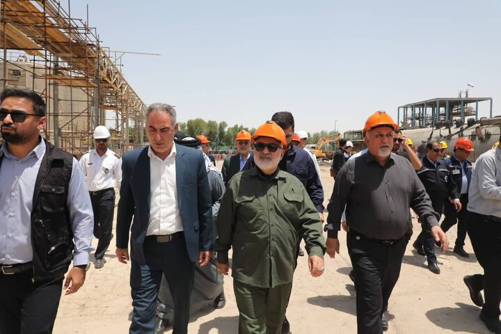 استاندار: آینده صنعت پتروشیمی روشن است/ تداوم تولید در خوزستان با وجود حملات دشمن