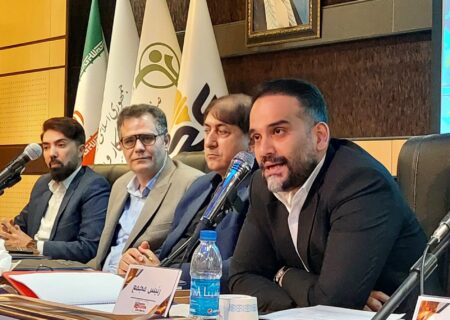 معاون امور شرکت ها و مجامع گروه سرمایه گذاری صندوق بازنشستگی کشوری: عملکرد قابل قبول فولاد اکسین با وجود چالش های صنعت فولاد/ تاکید بر تامین مالی نوآورانه و انرژی پایدار