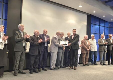 در بیست‌ و یکمین جشنواره ملی انتشارات روابط عمومی کشور؛ روابط عمومی شرکت فولاد اکسین خوزستان در ۸ بخش حائز رتبه شد